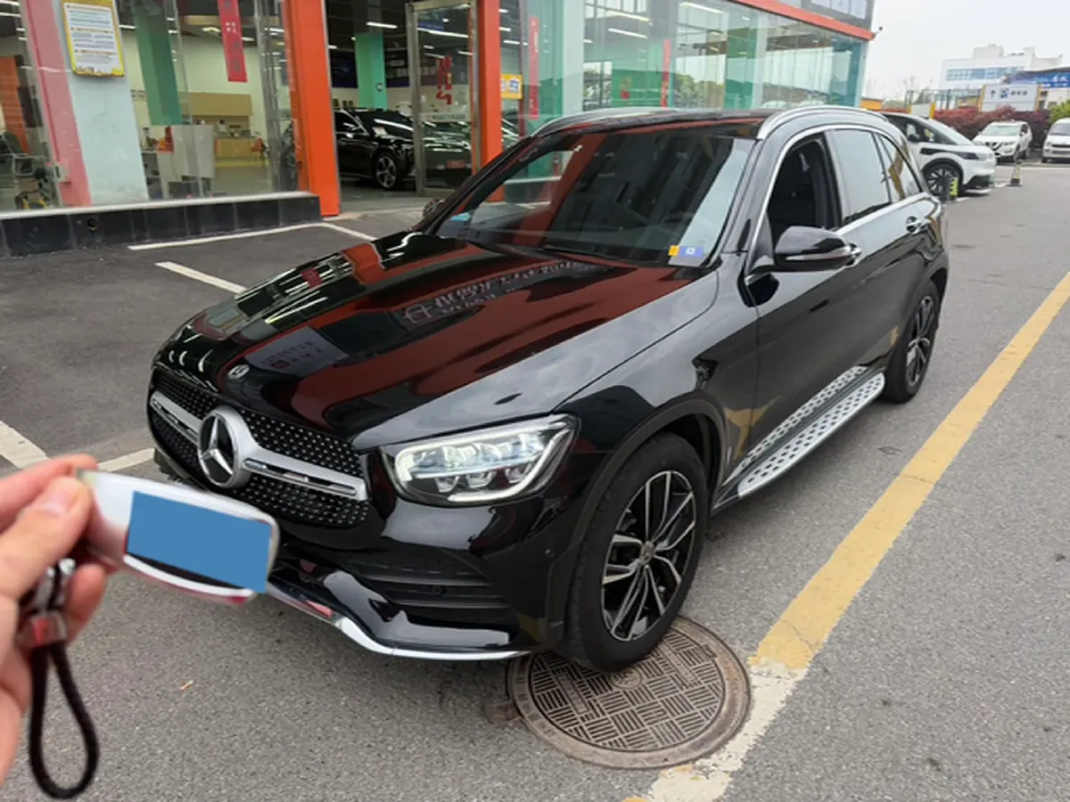 2020 Mercedes-Benz GLC Class 2.0T 258HP L4 9AT,autocango,china used car exporter,china ev exporter,chinese used car exporter,chinese used ev exporter