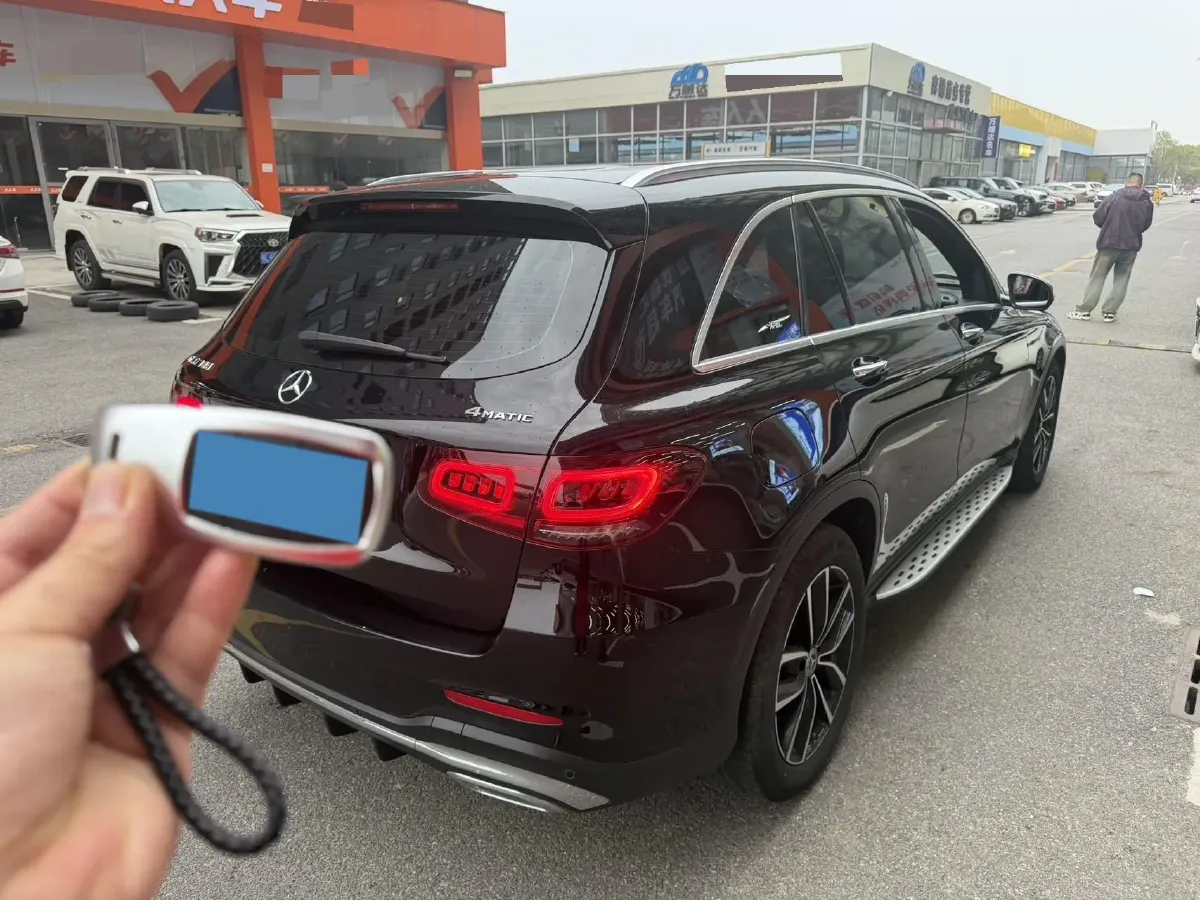 2020 Mercedes-Benz GLC Class 2.0T 258HP L4 9AT,autocango,china used car exporter,china ev exporter,chinese used car exporter,chinese used ev exporter