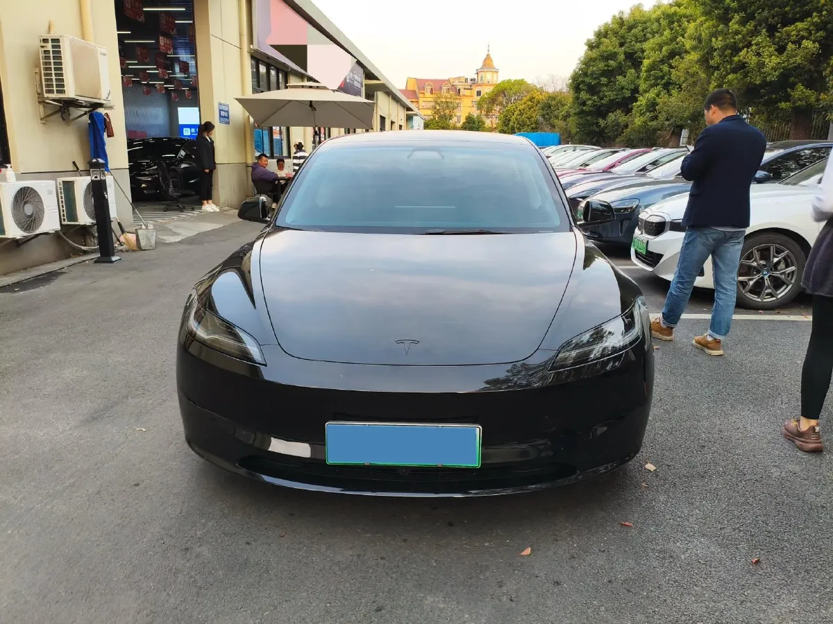 2025 Tesla Model 3 BEV 62.5KWH,autocango,china used car exporter,china ev exporter,chinese used car exporter,chinese used ev exporter