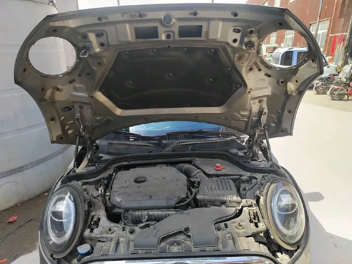 2020 MINI MINI 1.5T 136HP L3 7DCT,autocango,china used car exporter,china ev exporter,chinese used car exporter,chinese used ev exporter