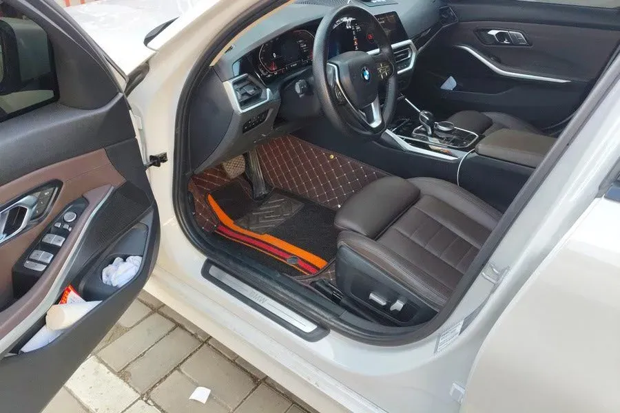 2020 BMW 3 Series 2.0T 156HP L4 8AT,autocango,china used car exporter,china ev exporter,chinese used car exporter,chinese used ev exporter