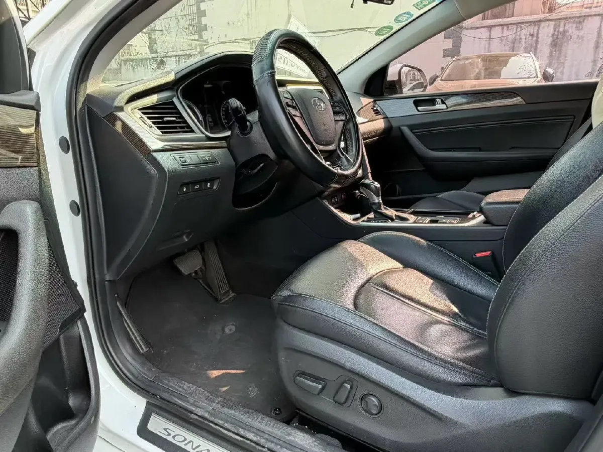 2018 Hyundai Sonata 2.0L 156HP L4 6AT PHEV 12.9KWH,autocango,china used car exporter,china ev exporter,chinese used car exporter,chinese used ev exporter