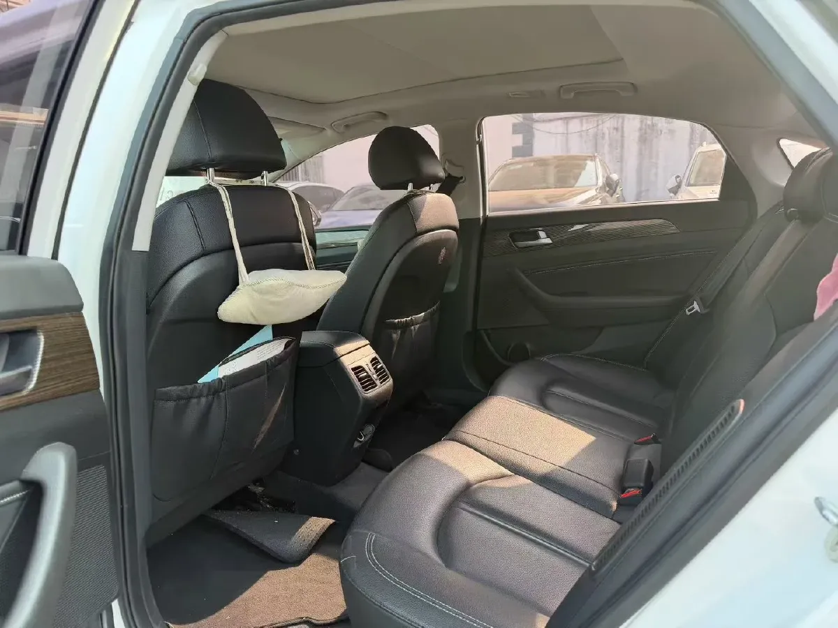 2018 Hyundai Sonata 2.0L 156HP L4 6AT PHEV 12.9KWH,autocango,china used car exporter,china ev exporter,chinese used car exporter,chinese used ev exporter