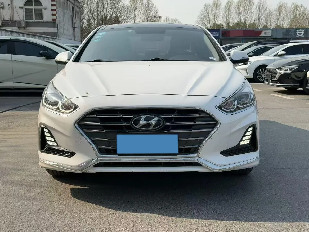 2018 Hyundai Sonata 2.0L 156HP L4 6AT PHEV 12.9KWH,autocango,china used car exporter,china ev exporter,chinese used car exporter,chinese used ev exporter