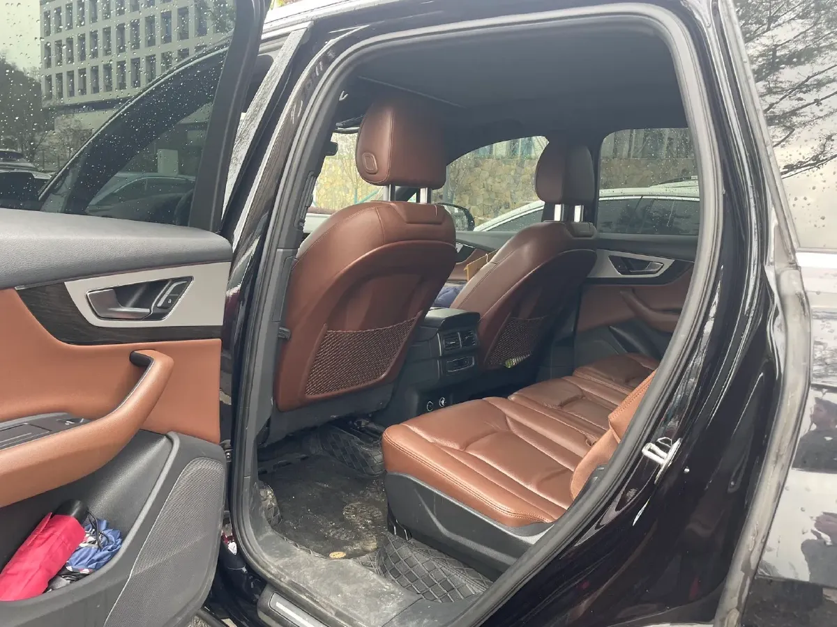 2018 Audi Q7 3.0T 333HP V6 8AT,autocango,china used car exporter,china ev exporter,chinese used car exporter,chinese used ev exporter