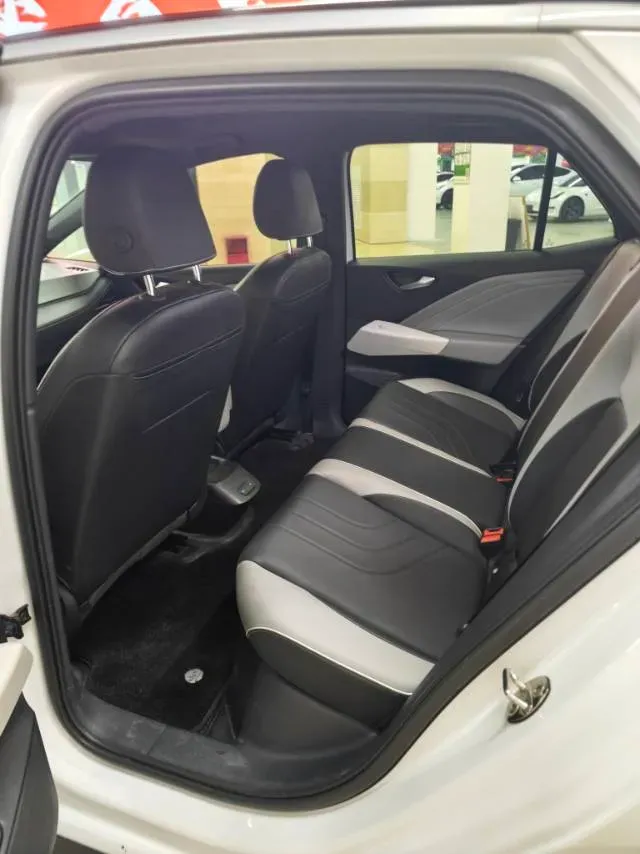 2025 Volkswagen ID.3 BEV 52.8KWH,autocango,china used car exporter,china ev exporter,chinese used car exporter,chinese used ev exporter