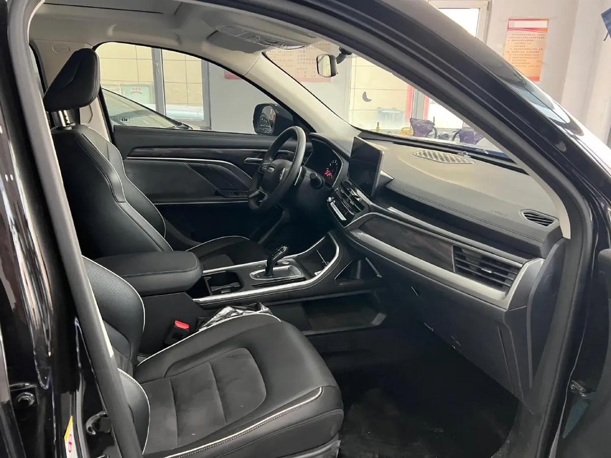 2023 Haval H6 1.5T 150HP L4 7DCT,autocango,china used car exporter,china ev exporter,chinese used car exporter,chinese used ev exporter