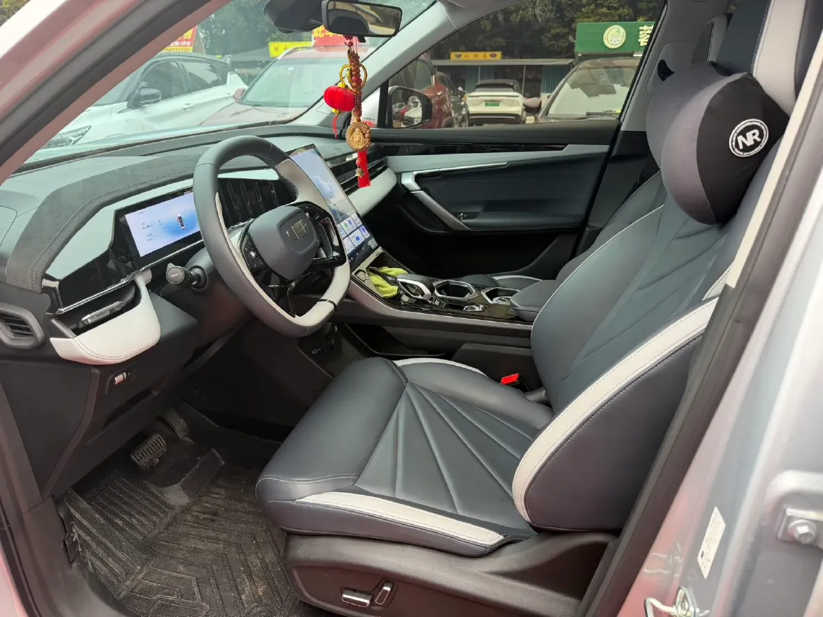 2023 Geely StarRay 1.5T 181HP L4 7DCT,autocango,china used car exporter,china ev exporter,chinese used car exporter,chinese used ev exporter