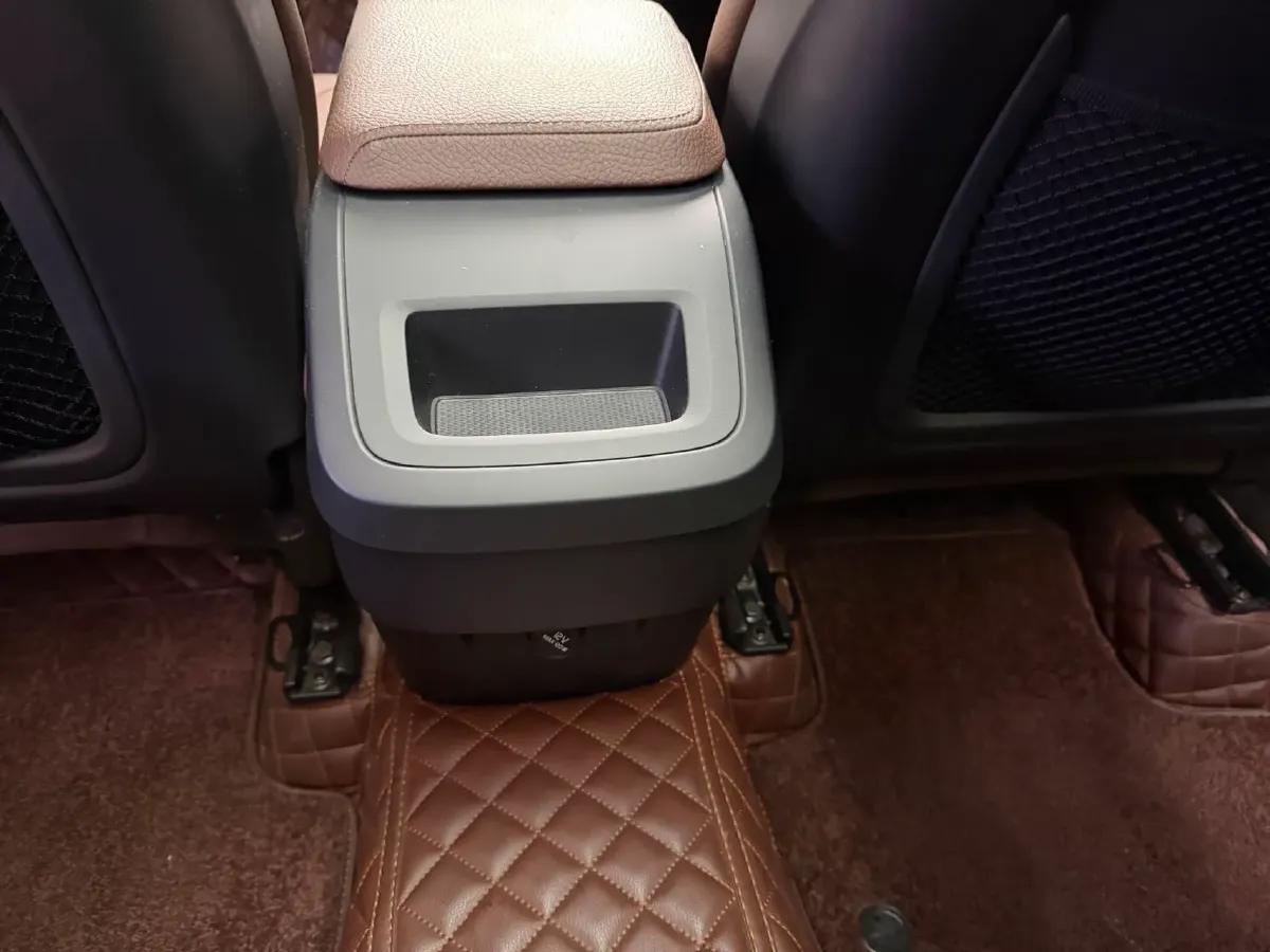 2020 Volvo XC60 2.0T 254HP L4 8AT,autocango,china used car exporter,china ev exporter,chinese used car exporter,chinese used ev exporter