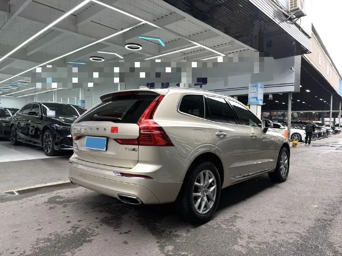 2020 Volvo XC60 2.0T 254HP L4 8AT,autocango,china used car exporter,china ev exporter,chinese used car exporter,chinese used ev exporter