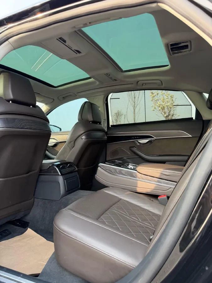 2021 Audi A8 3.0T 286HP V6 8AT,autocango,china used car exporter,china ev exporter,chinese used car exporter,chinese used ev exporter