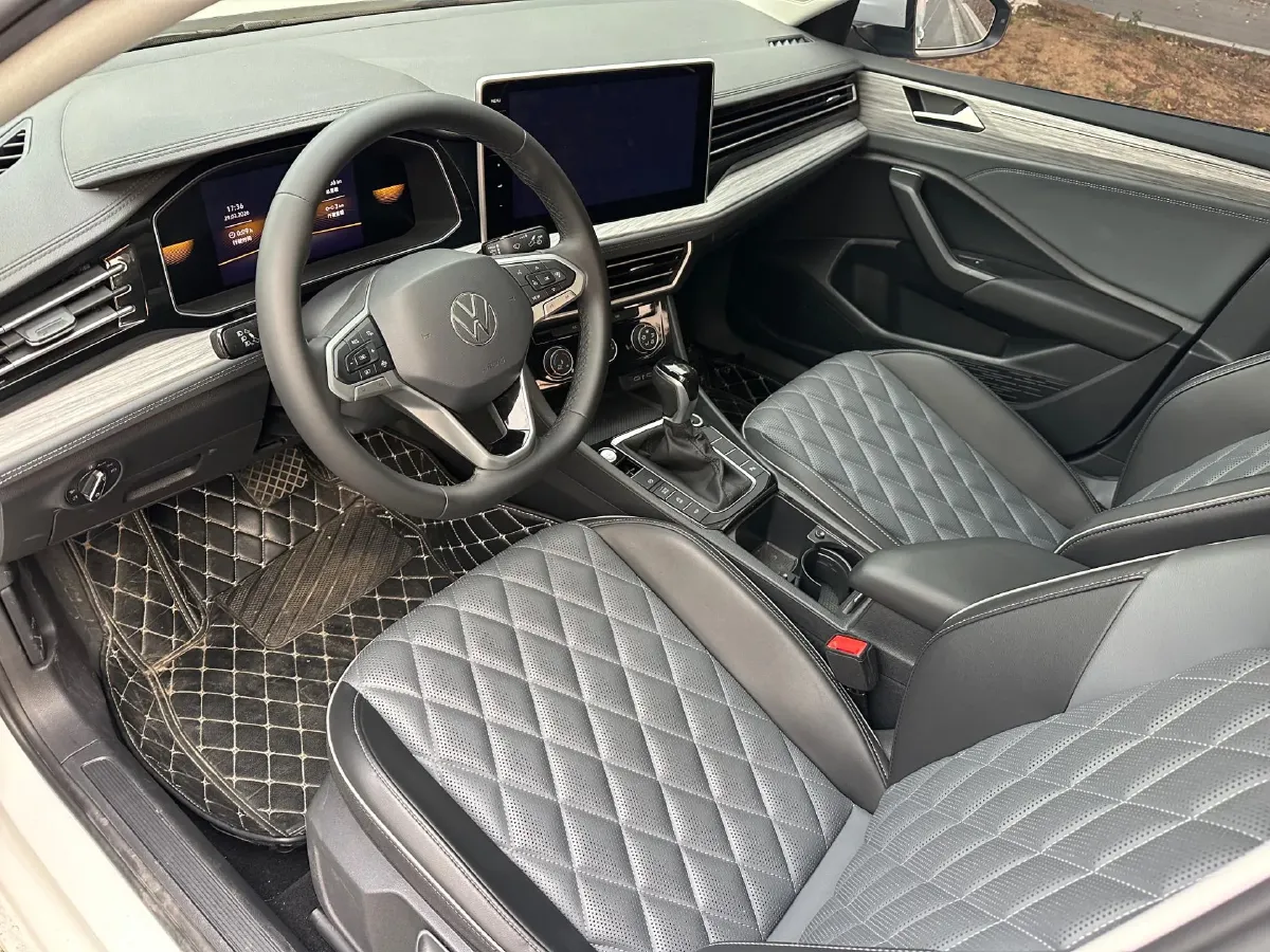 2023 Volkswagen Sagitar 1.4T 150HP L4 7DCT,autocango,china used car exporter,china ev exporter,chinese used car exporter,chinese used ev exporter