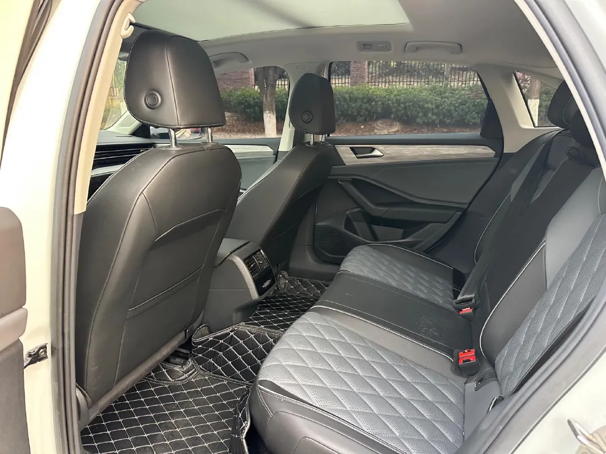 2023 Volkswagen Sagitar 1.4T 150HP L4 7DCT,autocango,china used car exporter,china ev exporter,chinese used car exporter,chinese used ev exporter