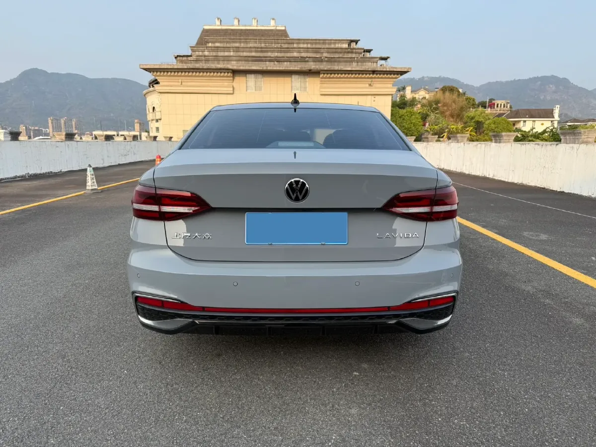 2023 Volkswagen Lavida 1.5L 110HP L4 6AT,autocango,china used car exporter,china ev exporter,chinese used car exporter,chinese used ev exporter