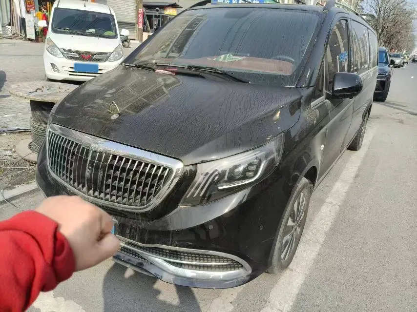 2021 Mercedes-Benz Vito 2.0T 211HP L4 9AT,autocango,china used car exporter,china ev exporter,chinese used car exporter,chinese used ev exporter