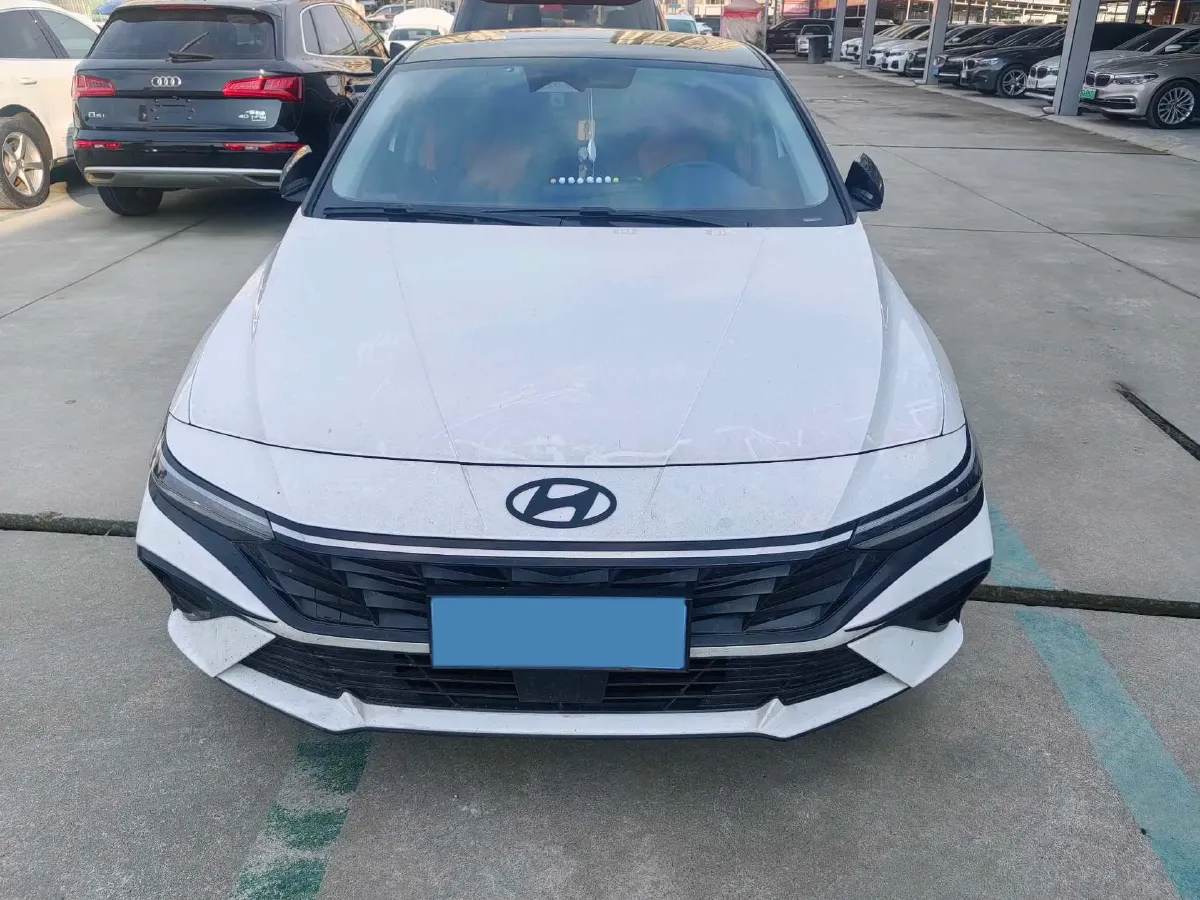 2023 Hyundai Elantra 1.5L 115HP L4 CVT,autocango,china used car exporter,china ev exporter,chinese used car exporter,chinese used ev exporter