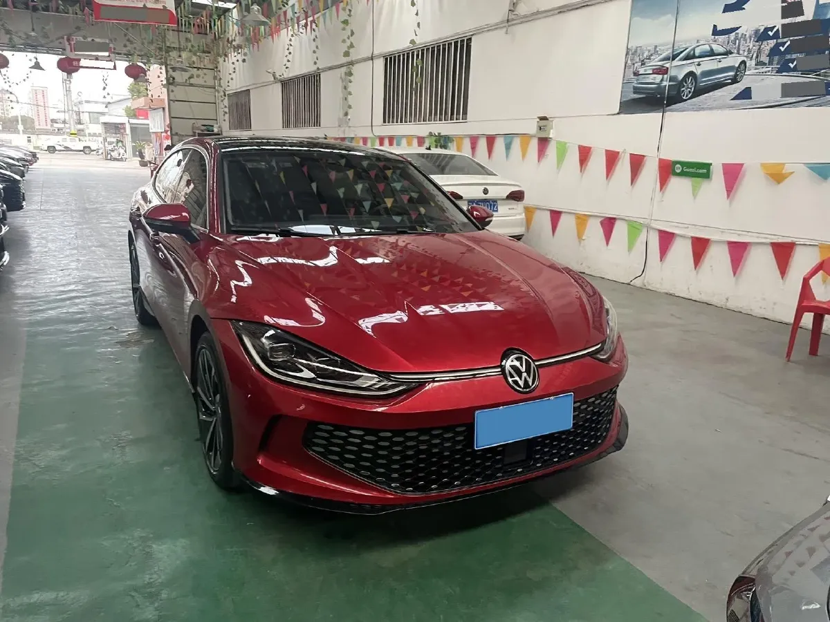 2022 Skoda Superb 2.0T 186HP L4 7DCT,autocango,china used car exporter,china ev exporter,chinese used car exporter,chinese used ev exporter