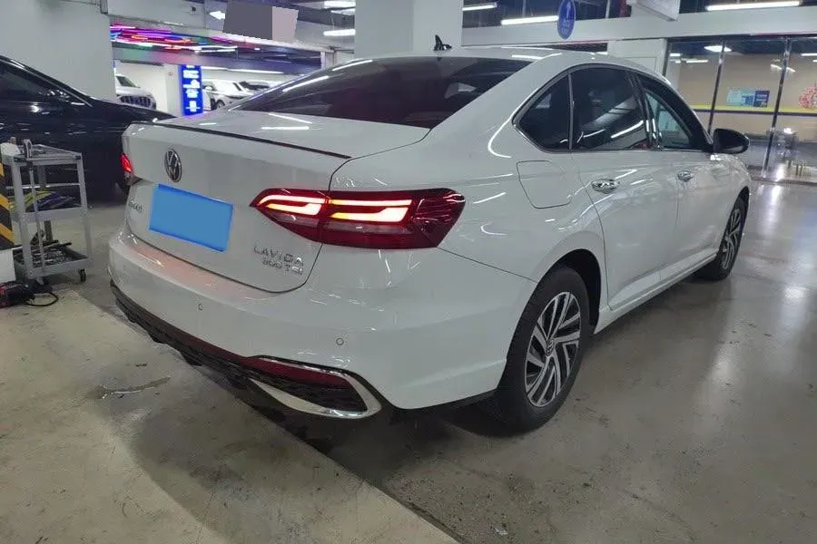 2024 Volkswagen Lavida 1.5T 160HP L4 7DCT,autocango,china used car exporter,china ev exporter,chinese used car exporter,chinese used ev exporter