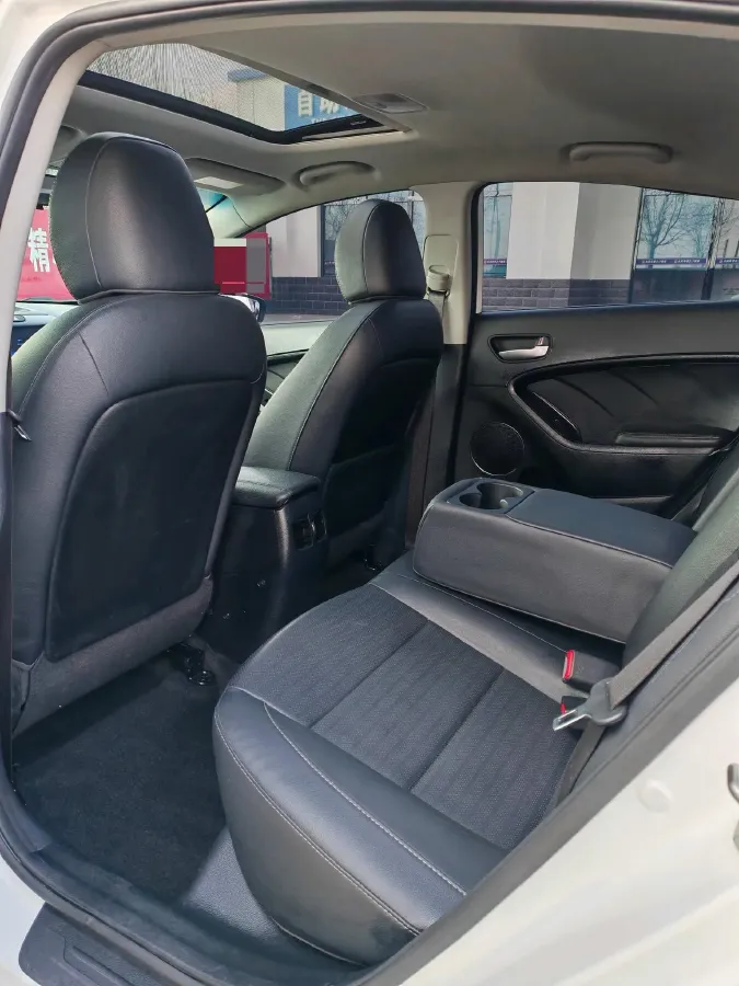 2016 Kia K3 1.6L 128HP L4 6AT,autocango,china used car exporter,china ev exporter,chinese used car exporter,chinese used ev exporter