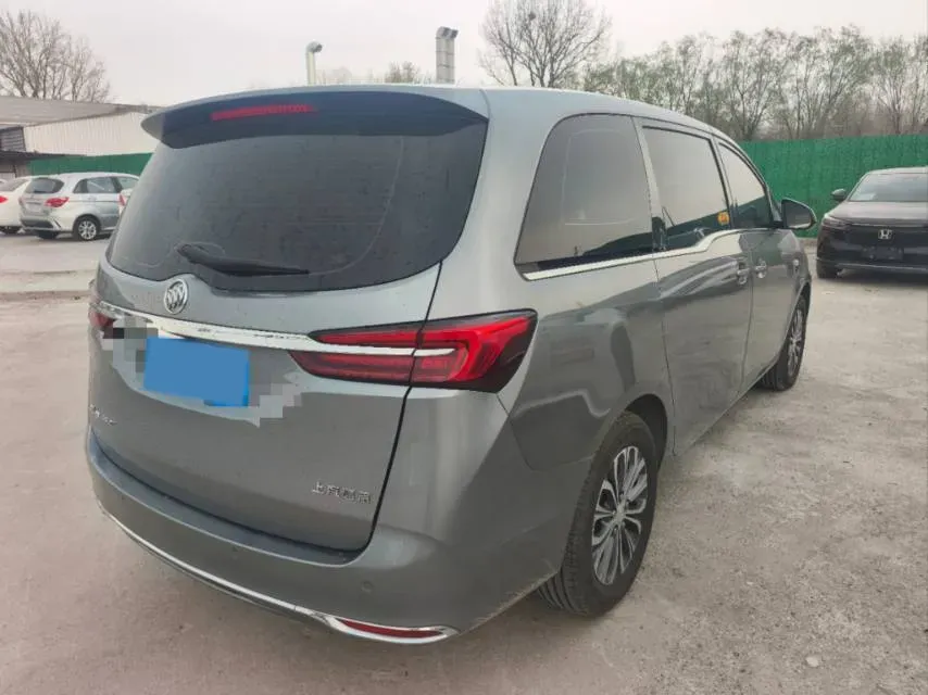 2022 Buick GL8 2.0T 237HP L4 9AT,autocango,china used car exporter,china ev exporter,chinese used car exporter,chinese used ev exporter