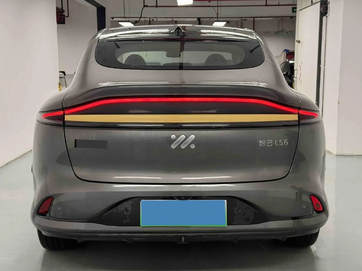 2023 IM LS6 BEV 71KWH,autocango,china used car exporter,china ev exporter,chinese used car exporter,chinese used ev exporter