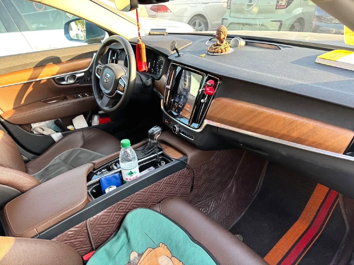 2019 Infiniti Q70 2.0T 211HP L4 7AT,autocango,china used car exporter,china ev exporter,chinese used car exporter,chinese used ev exporter