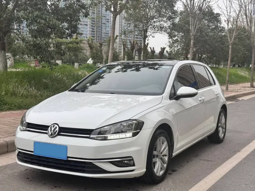 2018 Volkswagen Golf 1.6L 110HP L4 6AT,autocango,china used car exporter,china ev exporter,chinese used car exporter,chinese used ev exporter