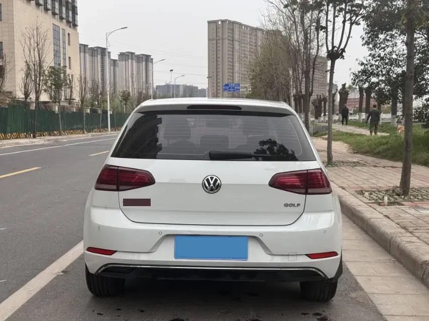 2018 Volkswagen Golf 1.6L 110HP L4 6AT,autocango,china used car exporter,china ev exporter,chinese used car exporter,chinese used ev exporter