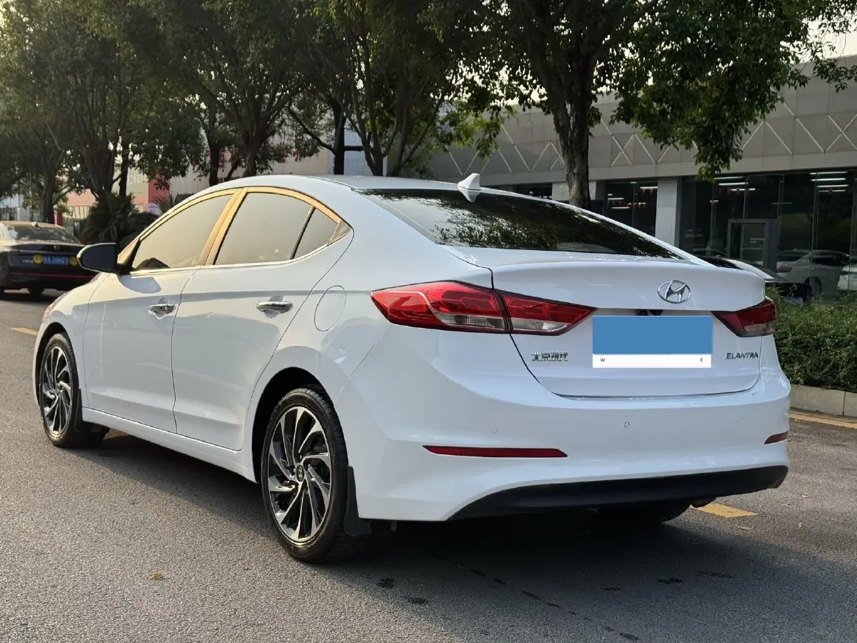 2020 Hyundai Elantra 1.5L 115HP L4 CVT,autocango,china used car exporter,china ev exporter,chinese used car exporter,chinese used ev exporter