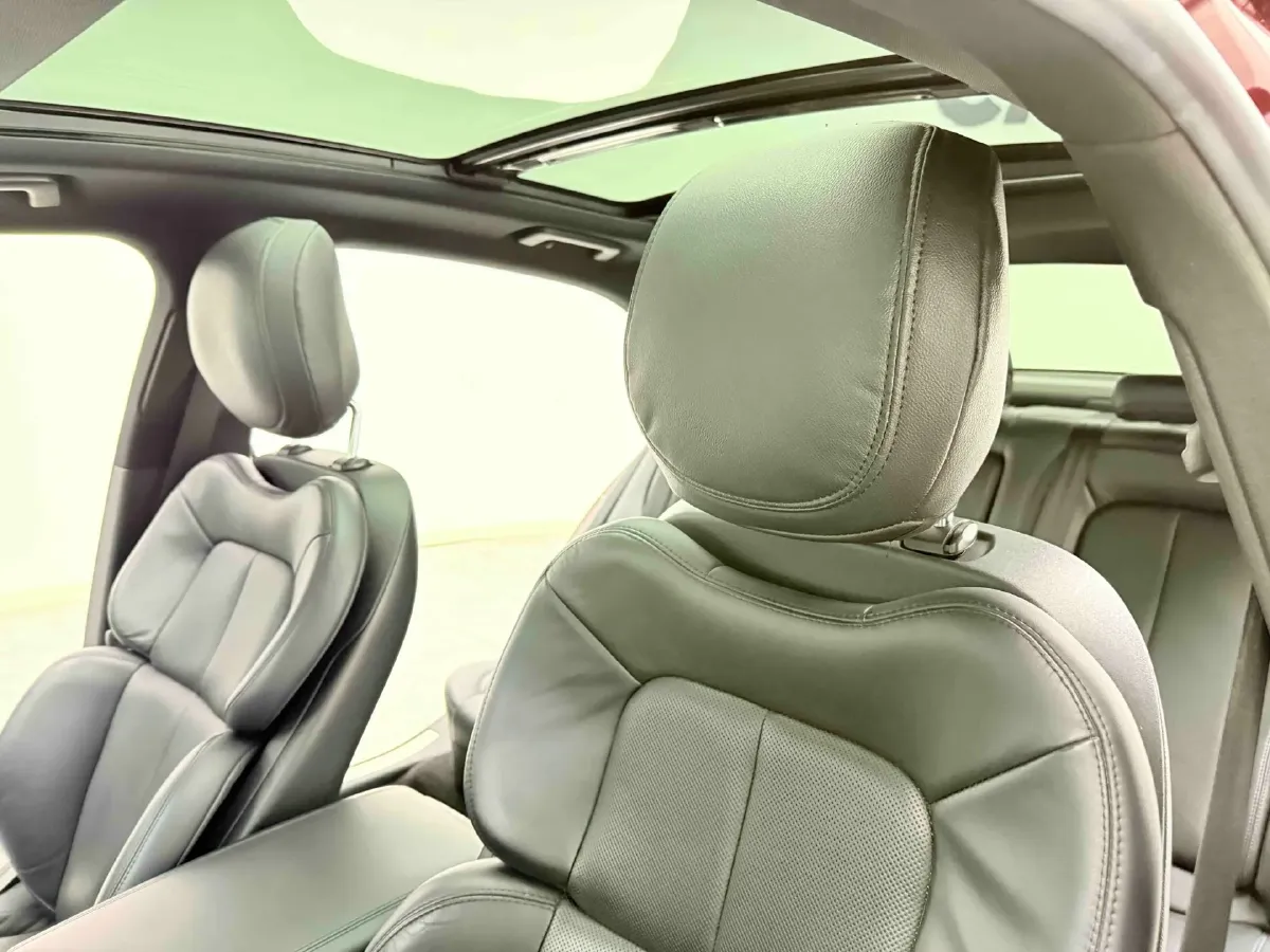 2018 Lincoln Continental 2.0T 261HP L4 6AT,autocango,china used car exporter,china ev exporter,chinese used car exporter,chinese used ev exporter