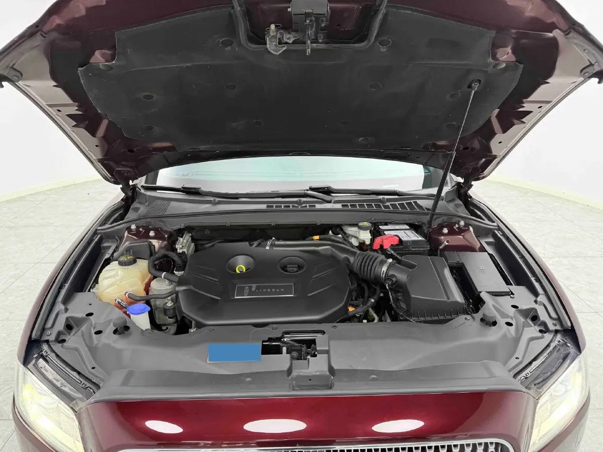 2018 Lincoln Continental 2.0T 261HP L4 6AT,autocango,china used car exporter,china ev exporter,chinese used car exporter,chinese used ev exporter