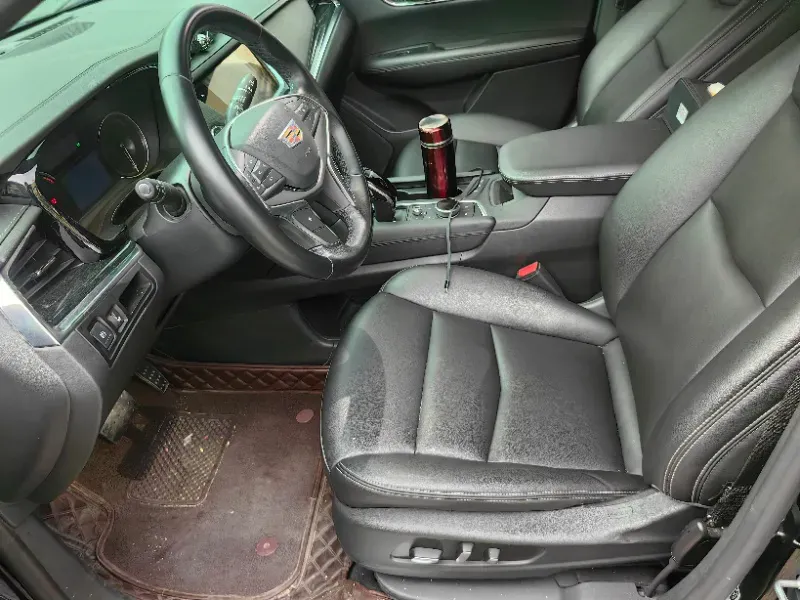 2021 Cadillac XT5 2.0T 237HP L4 9AT,autocango,china used car exporter,china ev exporter,chinese used car exporter,chinese used ev exporter