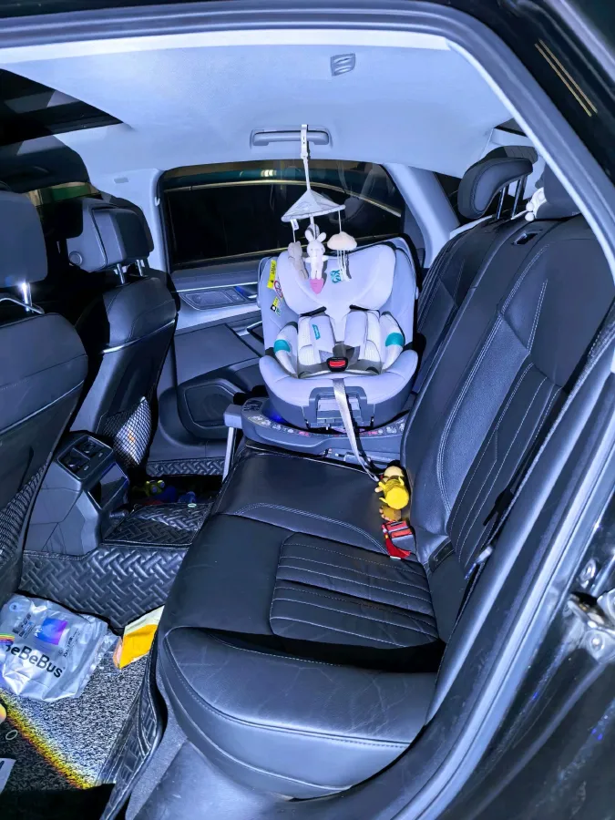 2020 Audi A6L 2.0T 190HP L4 7DCT,autocango,china used car exporter,china ev exporter,chinese used car exporter,chinese used ev exporter