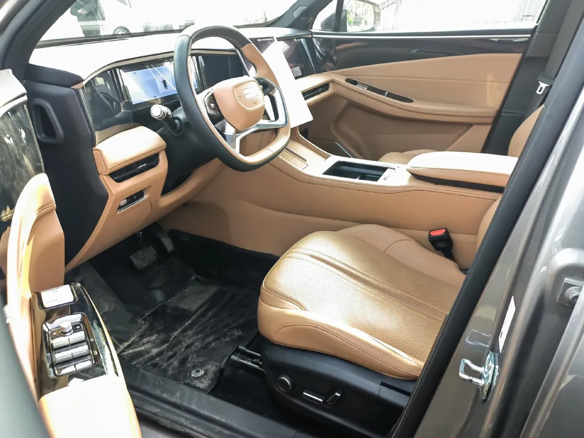 2025 Geely Galaxy L7 1.5L 112HP L4 1DHT PHEV 18.4KWH,autocango,china used car exporter,china ev exporter,chinese used car exporter,chinese used ev exporter