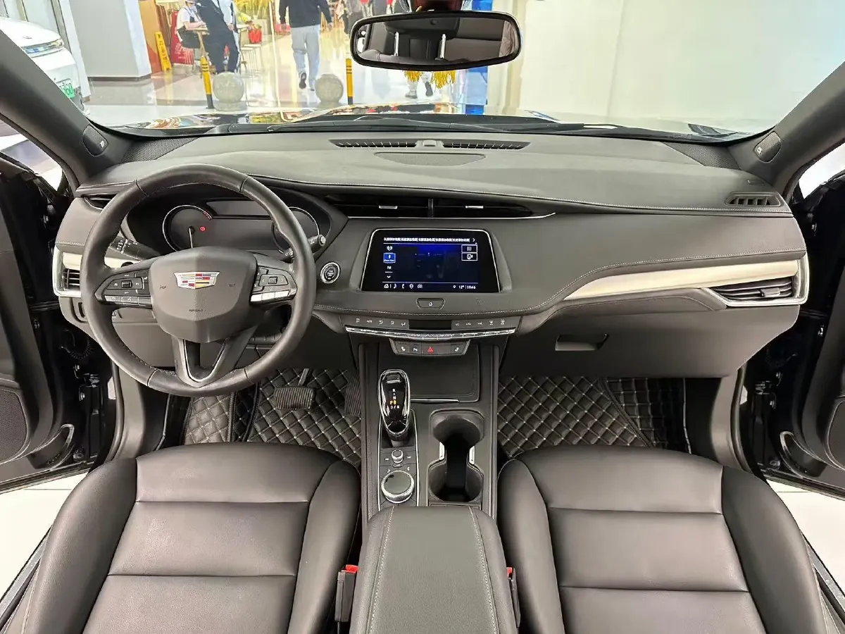 2020 Cadillac XT4 2.0T 237HP L4 9AT,autocango,china used car exporter,china ev exporter,chinese used car exporter,chinese used ev exporter