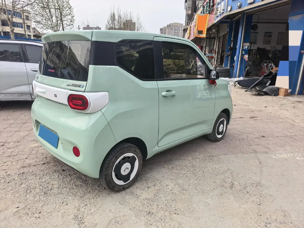 2024 WuLing HongGuang MINI EV BEV 17.3KWH,autocango,china used car exporter,china ev exporter,chinese used car exporter,chinese used ev exporter