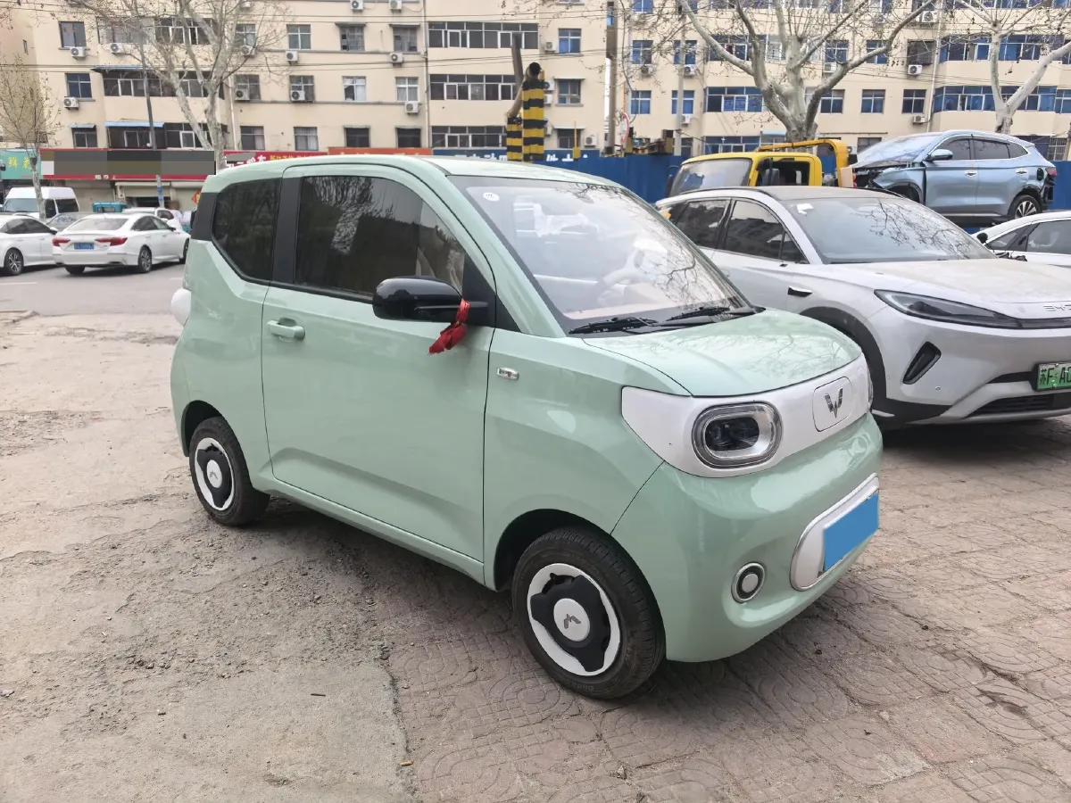 2024 WuLing HongGuang MINI EV BEV 17.3KWH,autocango,china used car exporter,china ev exporter,chinese used car exporter,chinese used ev exporter