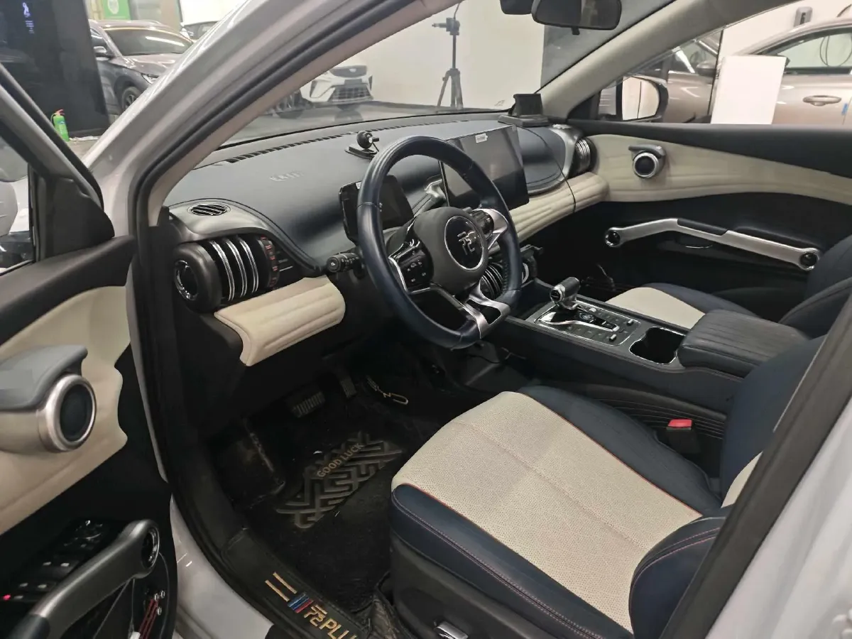 2022 Hycan Z03 BEV 64.23KWH,autocango,china used car exporter,china ev exporter,chinese used car exporter,chinese used ev exporter