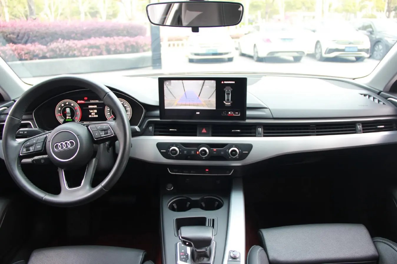 2022 Audi A4L 2.0T 190HP L4 7DCT,autocango,china used car exporter,china ev exporter,chinese used car exporter,chinese used ev exporter