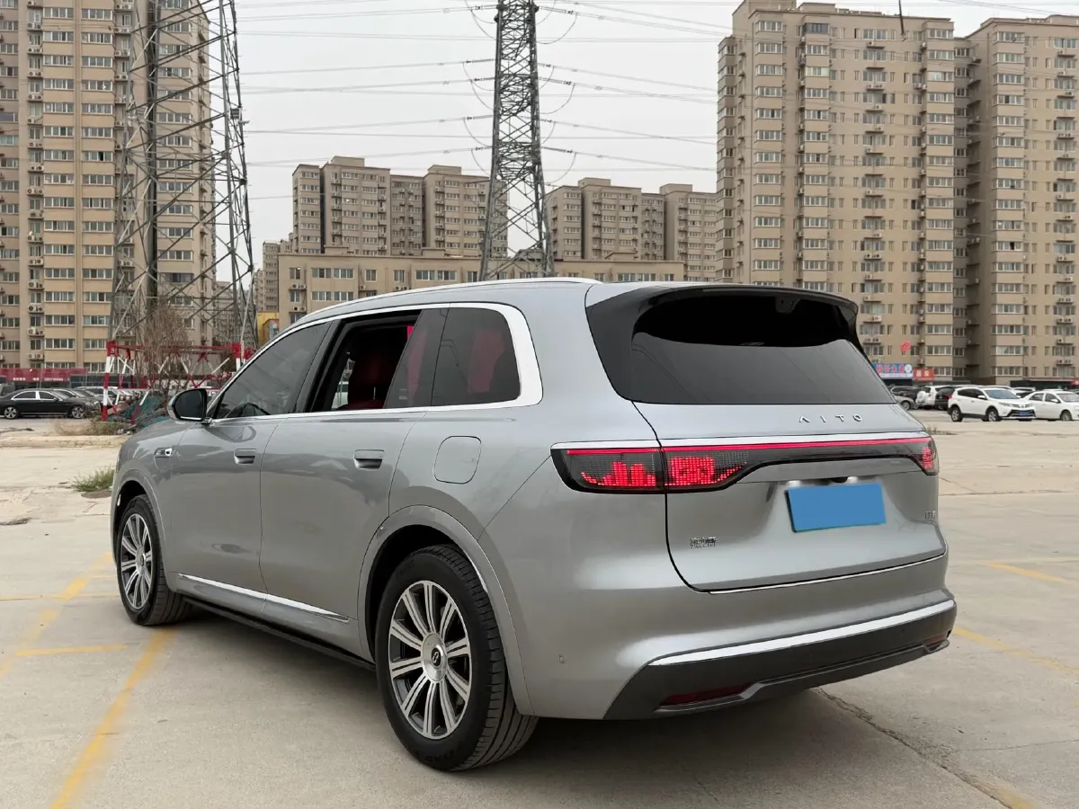 2025 AITO AITO M8 REEV 160HP REEV 53.4KWH,autocango,china used car exporter,china ev exporter,chinese used car exporter,chinese used ev exporter