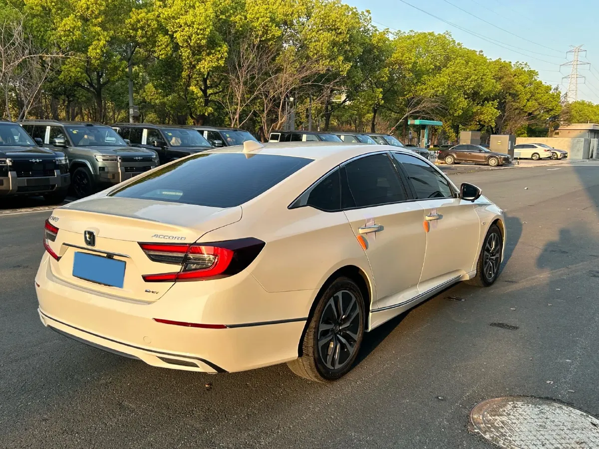 2022 Honda Accord 2.0L 146HP L4 E-CVT Hybrid,autocango,china used car exporter,china ev exporter,chinese used car exporter,chinese used ev exporter
