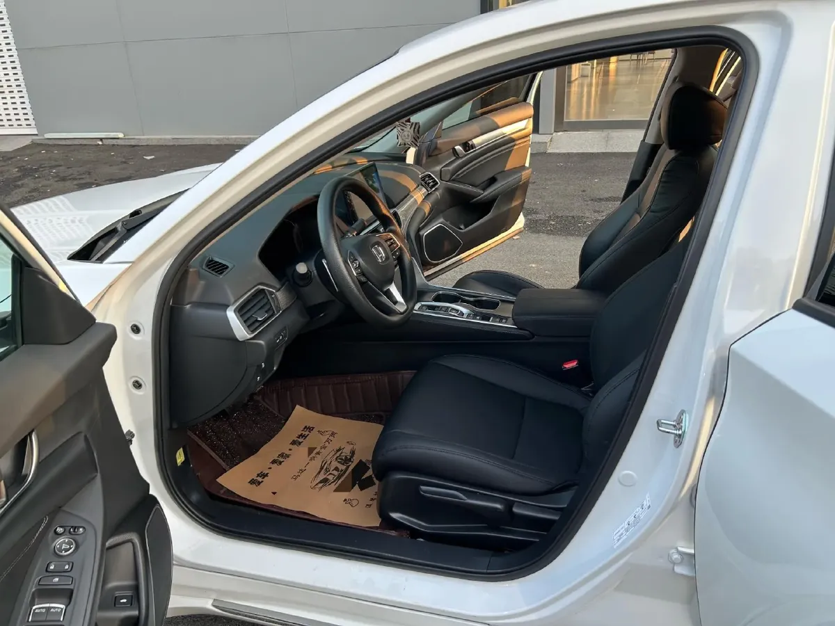 2022 Honda Accord 2.0L 146HP L4 E-CVT Hybrid,autocango,china used car exporter,china ev exporter,chinese used car exporter,chinese used ev exporter