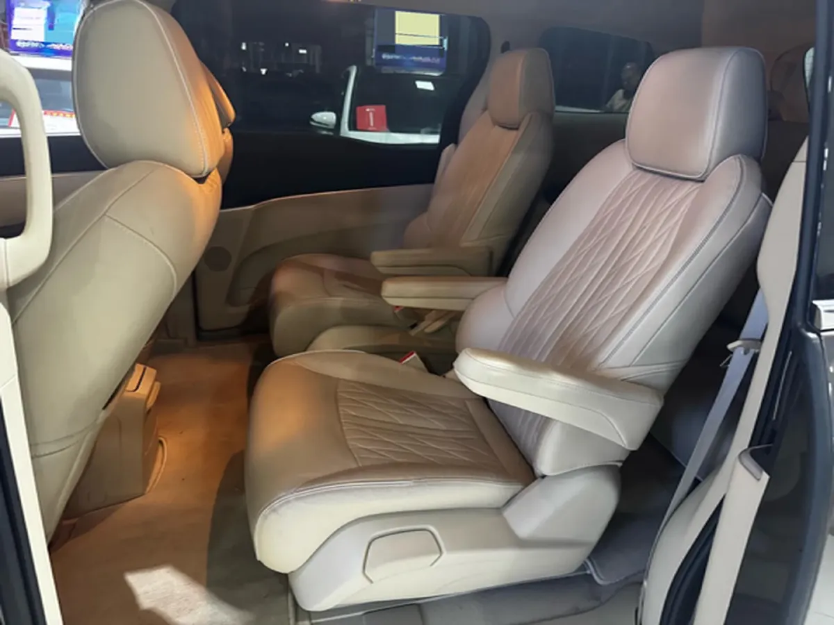 2023 Buick GL8 2.0T 237HP L4 9AT,autocango,china used car exporter,china ev exporter,chinese used car exporter,chinese used ev exporter