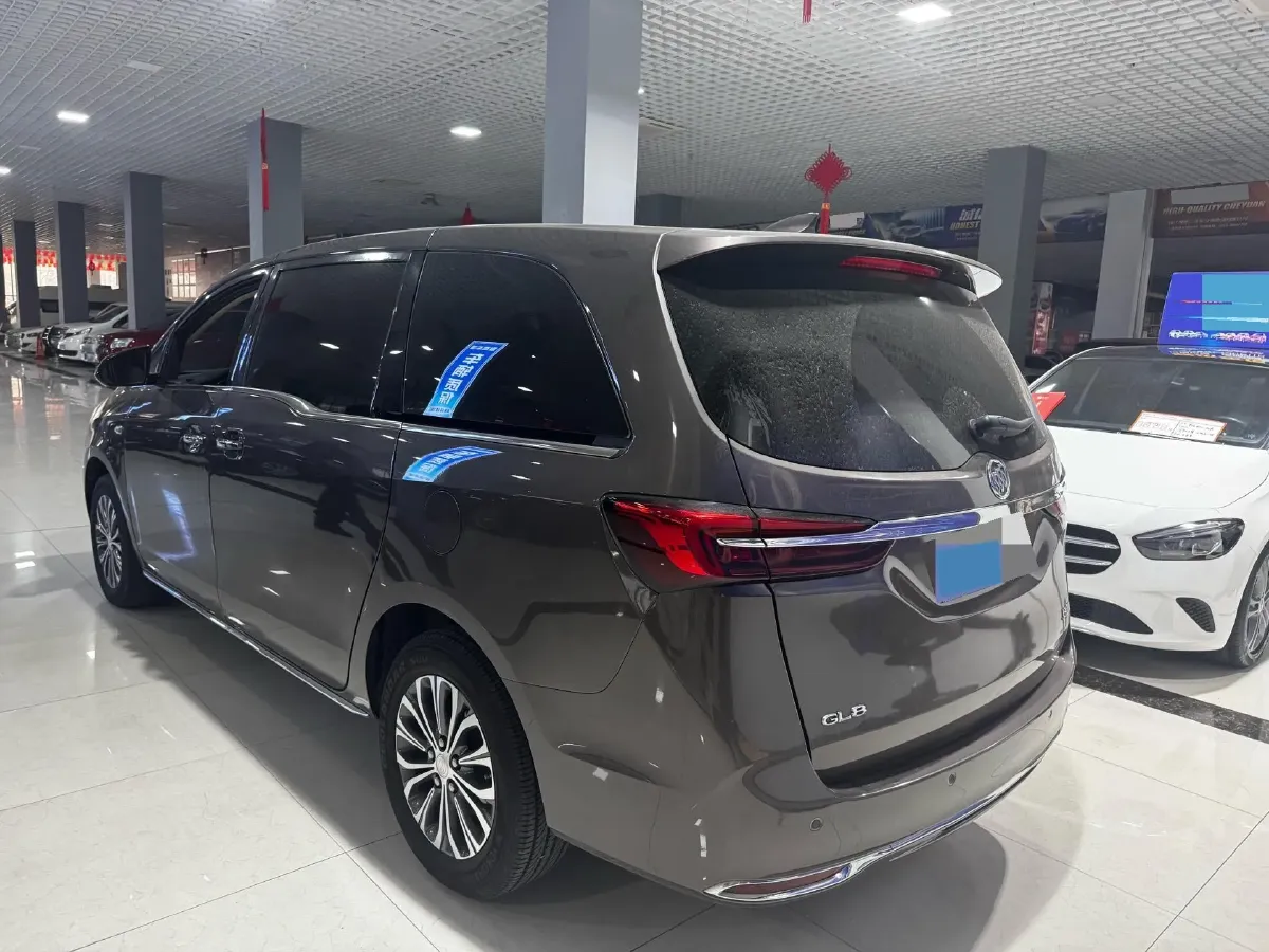 2023 Buick GL8 2.0T 237HP L4 9AT,autocango,china used car exporter,china ev exporter,chinese used car exporter,chinese used ev exporter