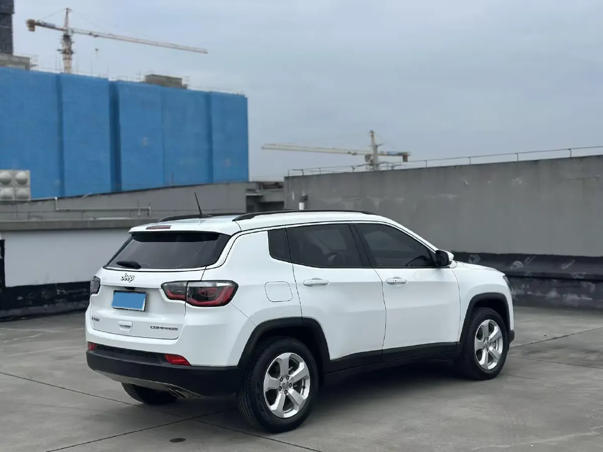 2020 Jeep Compass 1.3T 173HP L4 7DCT,autocango,china used car exporter,china ev exporter,chinese used car exporter,chinese used ev exporter
