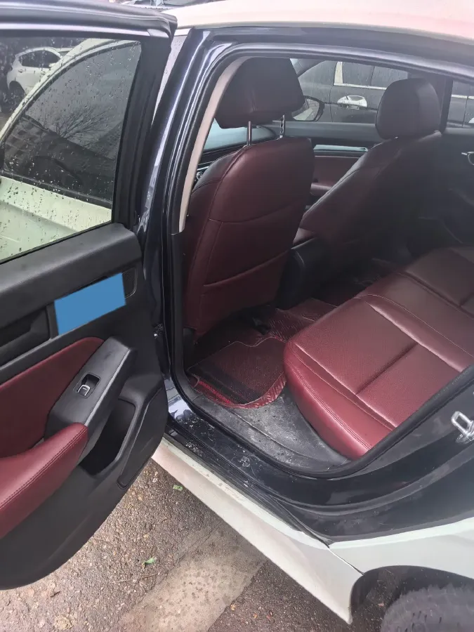 2022 Honda Civic 1.5T 182HP L4 CVT,autocango,china used car exporter,china ev exporter,chinese used car exporter,chinese used ev exporter