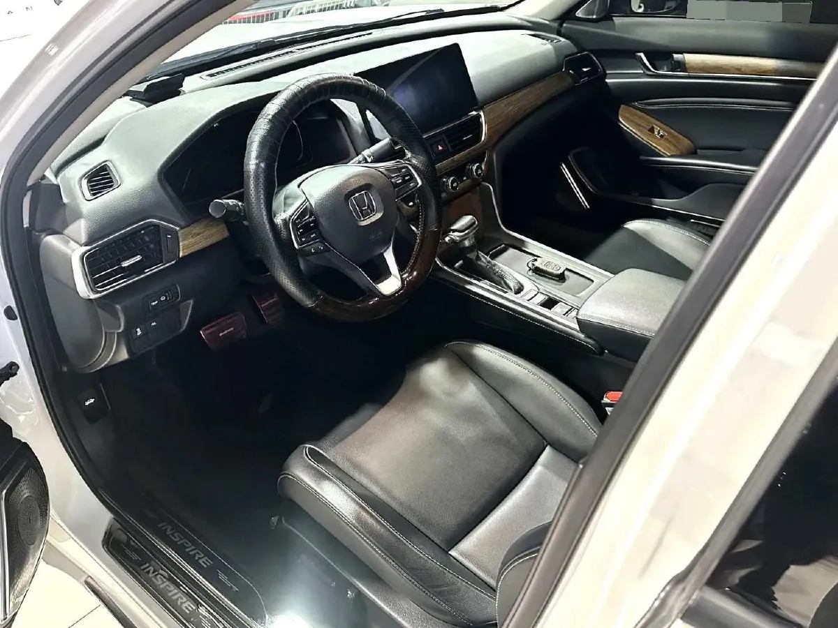 2019 Honda Inspire 1.5T 194HP L4 CVT,autocango,china used car exporter,china ev exporter,chinese used car exporter,chinese used ev exporter