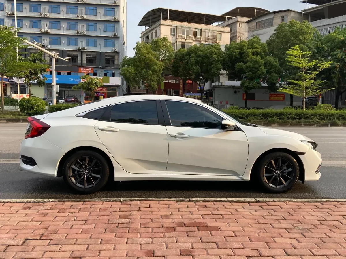 2019 Honda Civic 1.5T 177HP L4 CVT,autocango,china used car exporter,china ev exporter,chinese used car exporter,chinese used ev exporter