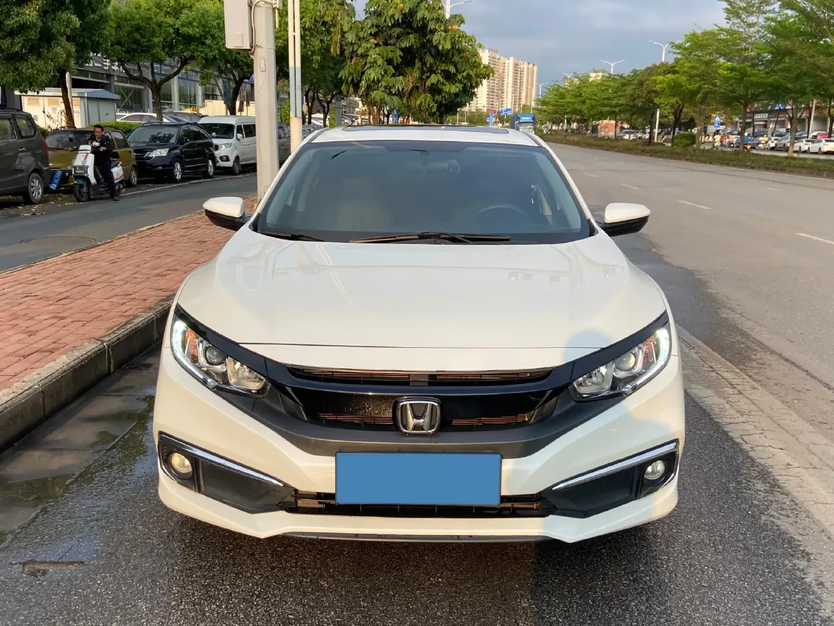 2019 Honda Civic 1.5T 177HP L4 CVT,autocango,china used car exporter,china ev exporter,chinese used car exporter,chinese used ev exporter