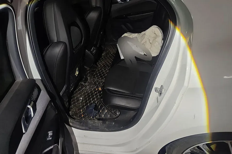 2021 LYNK&CO 03 1.5T 180HP L3 7DCT,autocango,china used car exporter,china ev exporter,chinese used car exporter,chinese used ev exporter